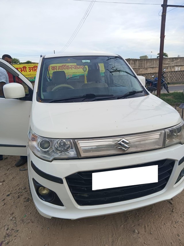 Second-hand 2017 Maruti Suzuki Wagon R VXI Plus for sale in Patna