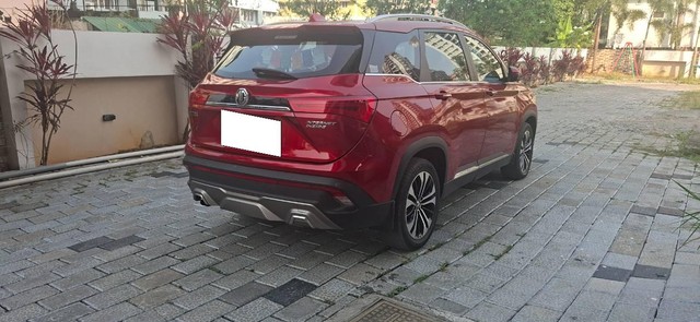 Second-hand 2023 MG Hector Sharp Diesel MT for sale in Ernakulam-4