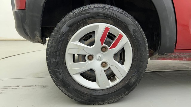 Second-hand 2017 Renault KWID RXT for sale in Ahmedabad-18