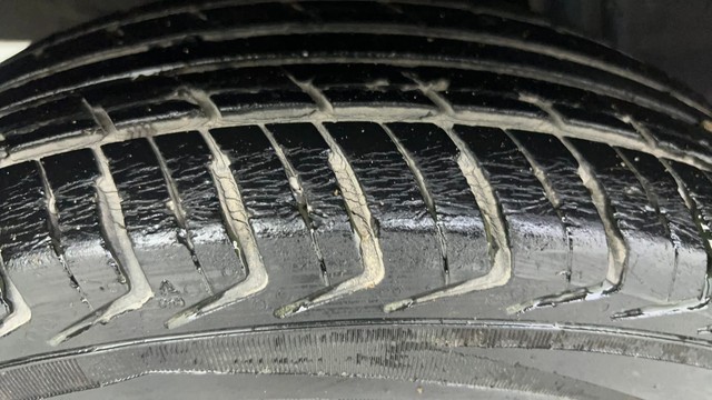 Second-hand 2017 Renault KWID RXT for sale in Ahmedabad-39