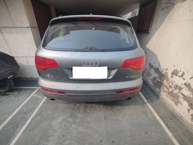 Second-hand 2008 Audi Q7 3.0 TDI quattro for sale in Amritsar-1