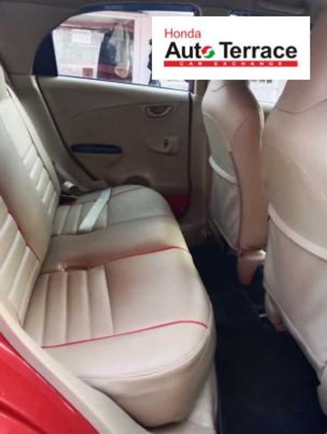 Honda Brio S MT Second-hand 2014 Honda Brio S MT for sale in Mangalore-8