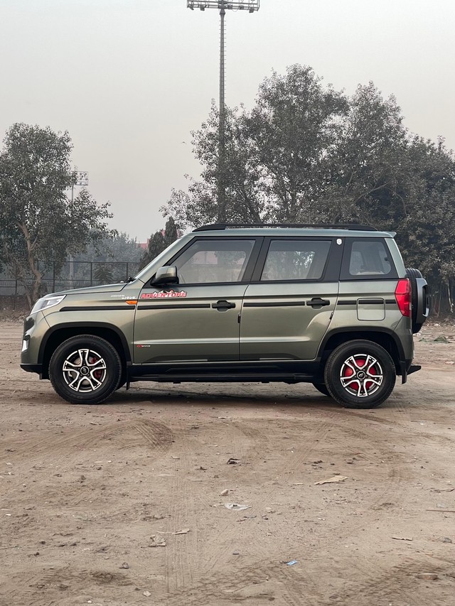 Second-hand 2022 Mahindra Bolero Neo N10 R BSVI for sale in New Delhi-2