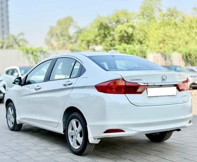 Second-hand 2015 Honda City i VTEC CVT VX for sale in Surat-7