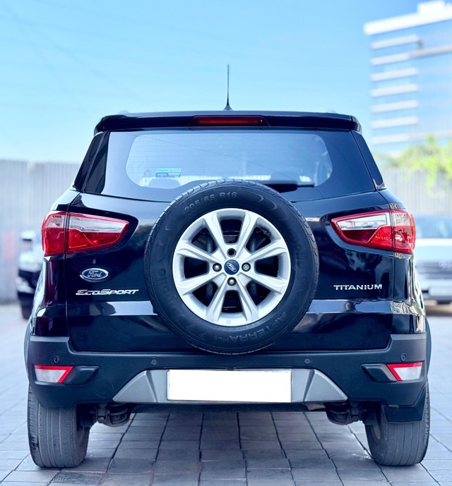 Second-hand 2019 Ford Ecosport 1.5 Diesel Titanium BSIV for sale in Surat-3