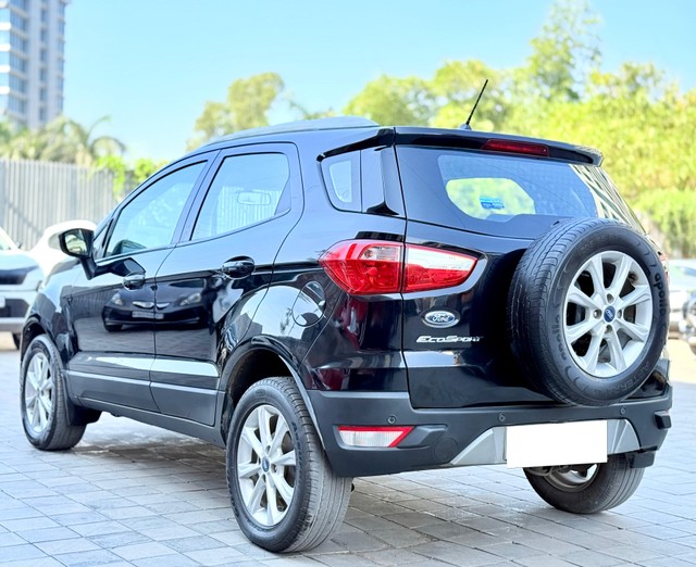 Second-hand 2019 Ford Ecosport 1.5 Diesel Titanium BSIV for sale in Surat-11