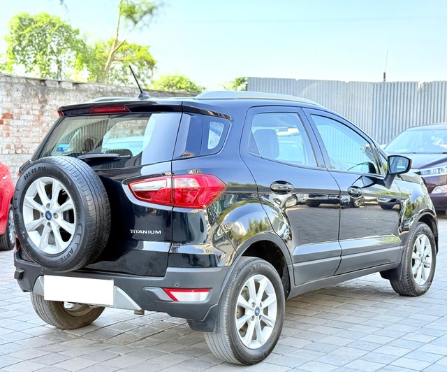 Second-hand 2019 Ford Ecosport 1.5 Diesel Titanium BSIV for sale in Surat-2