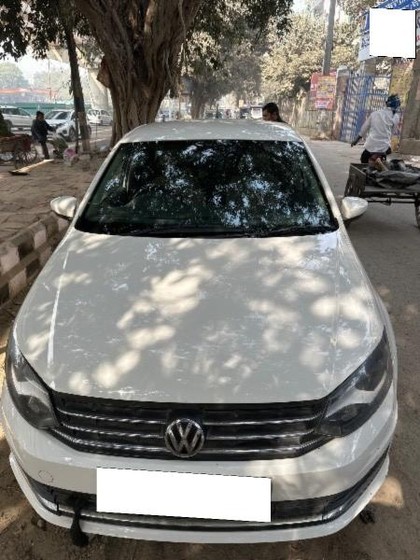 Second-hand 2016 Volkswagen Vento 1.5 TDI Highline AT for sale in New Delhi
