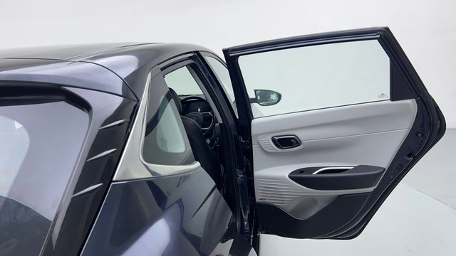 Second-hand 2024 Hyundai i20 Asta 1.2 for sale in Karnal-34