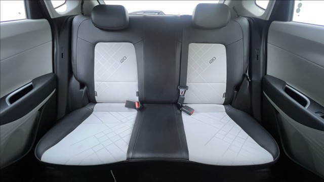 Second-hand 2024 Hyundai i20 Asta 1.2 for sale in Karnal-33