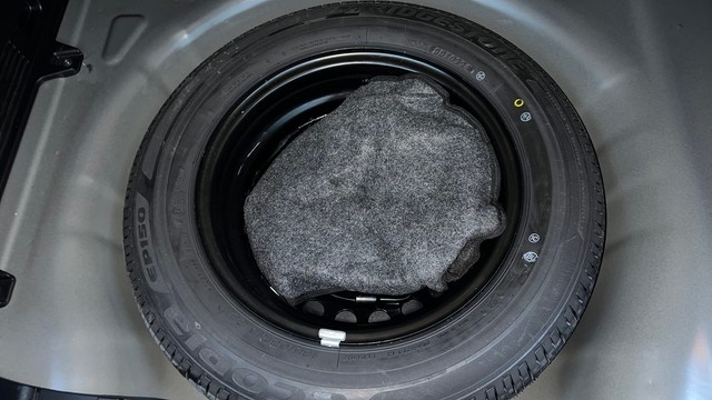 Second-hand 2024 Hyundai i20 Asta 1.2 for sale in Karnal-21