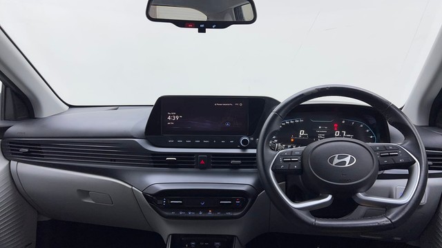 Second-hand 2024 Hyundai i20 Asta 1.2 for sale in Karnal-11