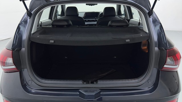 Second-hand 2024 Hyundai i20 Asta 1.2 for sale in Karnal-9