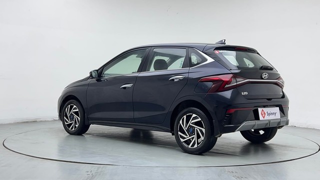 Second-hand 2024 Hyundai i20 Asta 1.2 for sale in Karnal-5