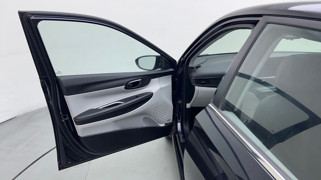 Second-hand 2024 Hyundai i20 Asta 1.2 for sale in Karnal-31