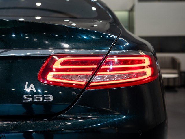 Second-hand 2016 Mercedes-Benz S-Class S 63 AMG Coupe for sale in Kolkata-14