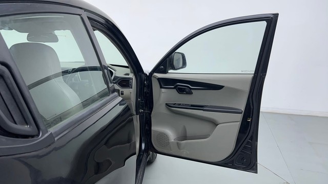 Second-hand 2016 Mahindra KUV 100 NXT G80 K4 Plus 6Str for sale in Ghaziabad-16