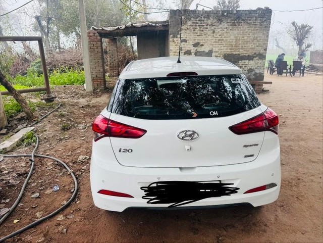 Second-hand 2016 Hyundai i20 Sportz 1.4 CRDi for sale in Jalalabad-1