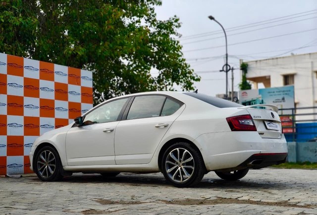Second-hand 2018 Skoda Octavia RS for sale in Chennai-6