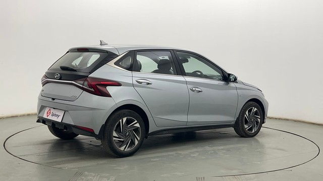 Second-hand 2021 Hyundai i20 Asta Turbo DCT for sale in Kolkata-3