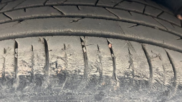 Second-hand 2021 Hyundai i20 Asta Turbo DCT for sale in Kolkata-32