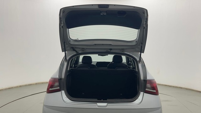 Second-hand 2021 Hyundai i20 Asta Turbo DCT for sale in Kolkata-9