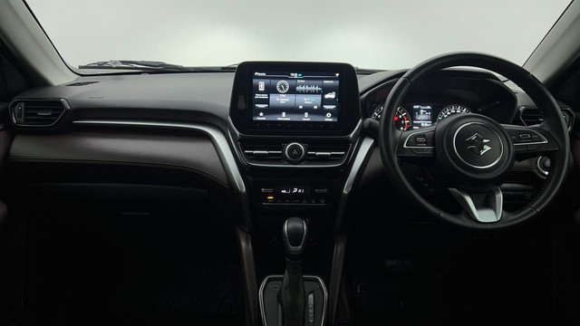 Second-hand 2022 Maruti Grand Vitara Alpha AT for sale in Chandigarh-11