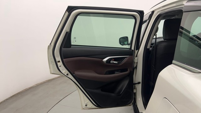 Second-hand 2022 Maruti Grand Vitara Alpha AT for sale in Chandigarh-28