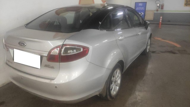 Second-hand 2011 Ford Fiesta Diesel Style for sale in Kharar-2