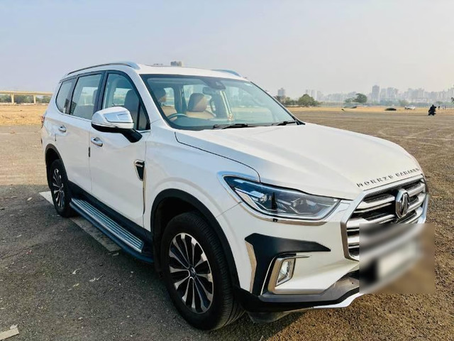 Second-hand 2024 MG Gloster Savvy 4x2 7Str for sale in Navi Mumbai-0