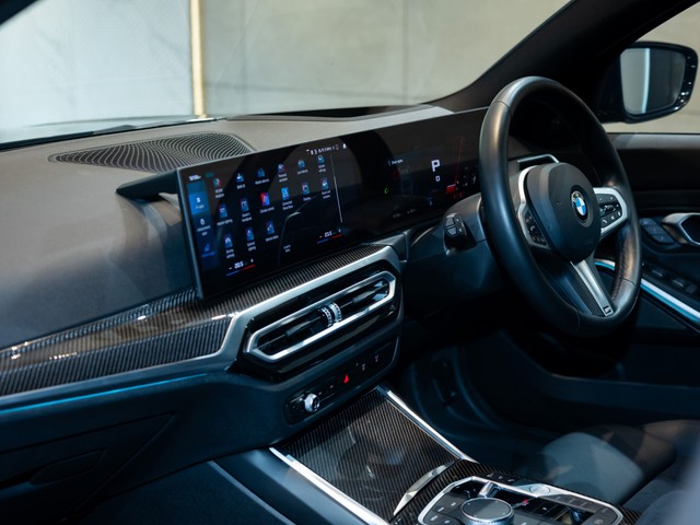 Second-hand 2024 BMW 3 Series M340i xDrive for sale in Kolkata-16