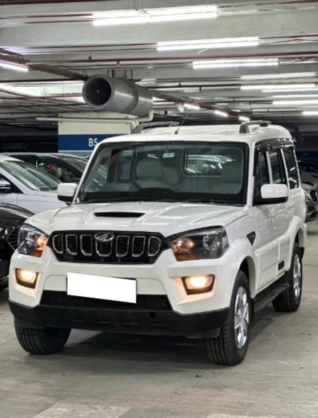 Second-hand 2015 Mahindra Scorpio S6 7 Seater for sale in Pune-2