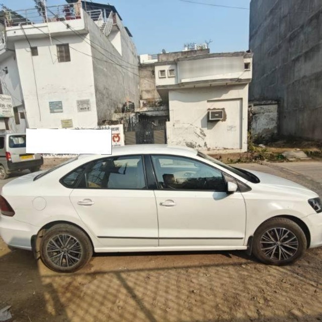 Second-hand 2020 Volkswagen Vento 1.6 Highline BSIV for sale in Lucknow-1