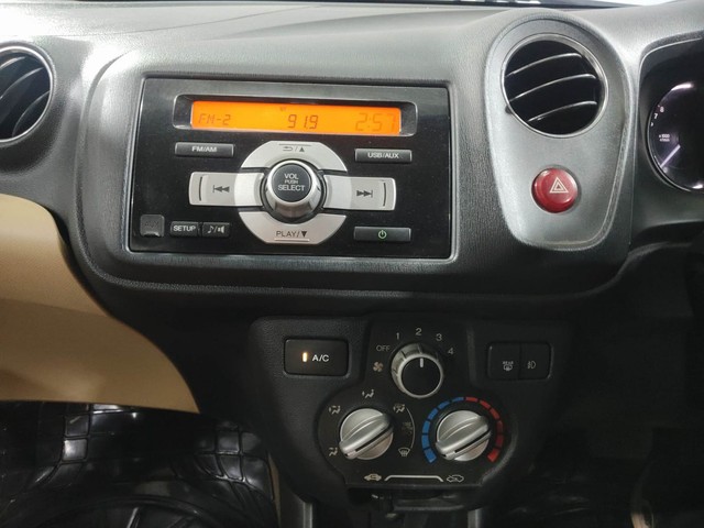 Second-hand 2015 Honda Amaze VX i-VTEC for sale in Kochi-27