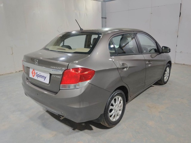 Second-hand 2015 Honda Amaze VX i-VTEC for sale in Kochi-3