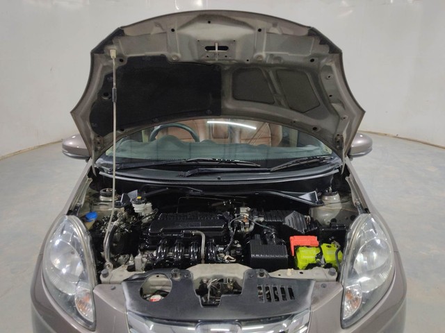 Second-hand 2015 Honda Amaze VX i-VTEC for sale in Kochi-8