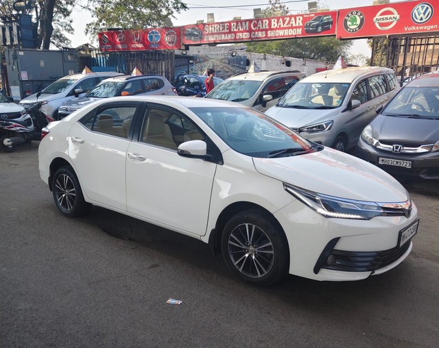 Second-hand 2017 Toyota Corolla Altis VL AT for sale in Nagpur-3