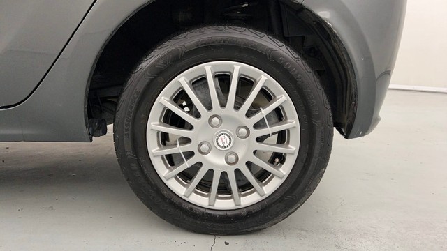 Second-hand 2023 Tata Tiago XT for sale in Kanpur-19