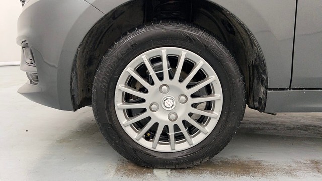 Second-hand 2023 Tata Tiago XT for sale in Kanpur-20