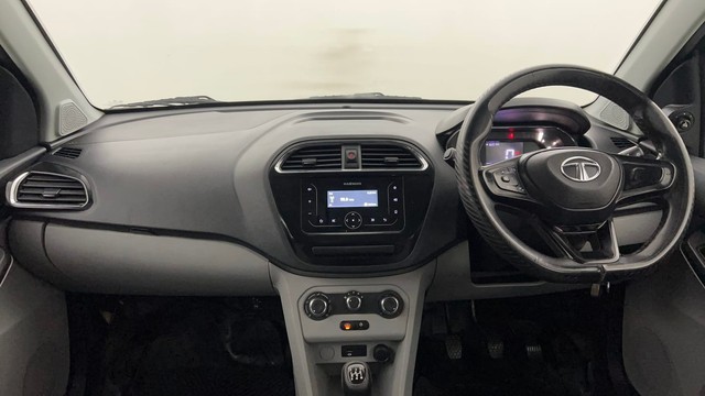 Second-hand 2023 Tata Tiago XT for sale in Kanpur-11