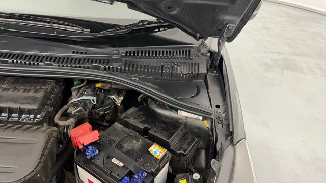 Second-hand 2023 Tata Tiago XT for sale in Kanpur-33