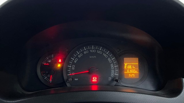 Second-hand 2017 Maruti Suzuki Swift LXI Option for sale in Noida-13