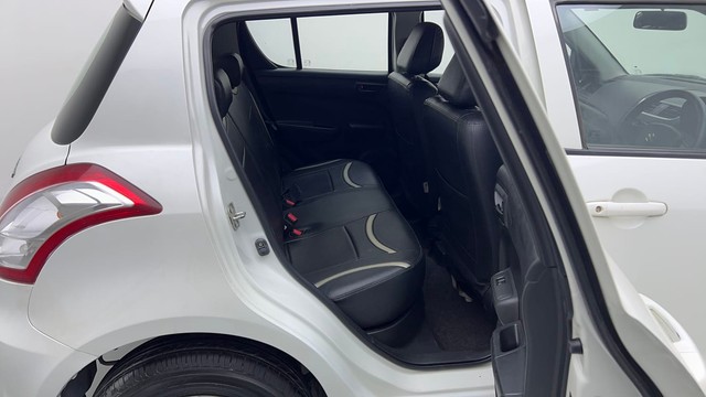 Second-hand 2017 Maruti Suzuki Swift LXI Option for sale in Noida-34