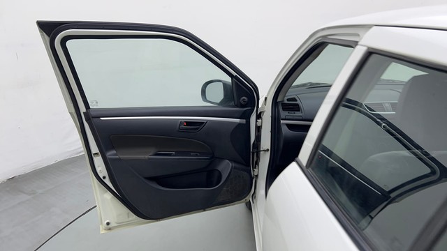 Second-hand 2017 Maruti Suzuki Swift LXI Option for sale in Noida-23