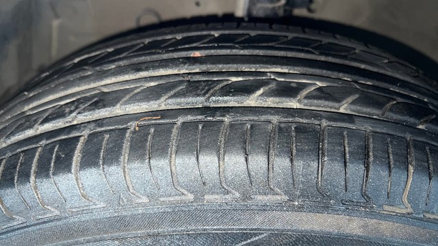 Second-hand 2017 Maruti Suzuki Swift LXI Option for sale in Noida-26