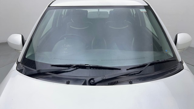 Second-hand 2017 Maruti Suzuki Swift LXI Option for sale in Noida-10