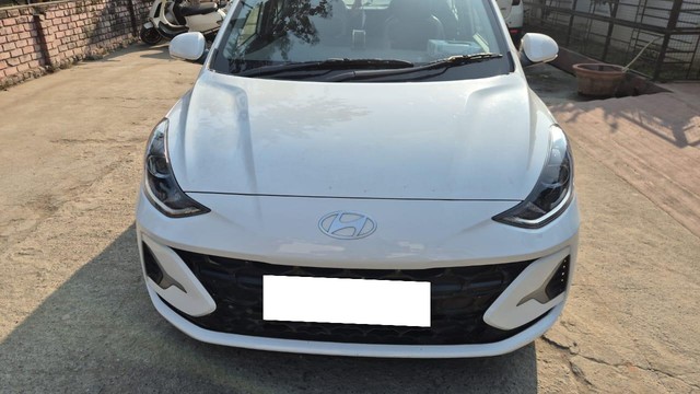 Second-hand 2023 Hyundai Grand i10 Nios AMT Sportz for sale in Pilibhit-0