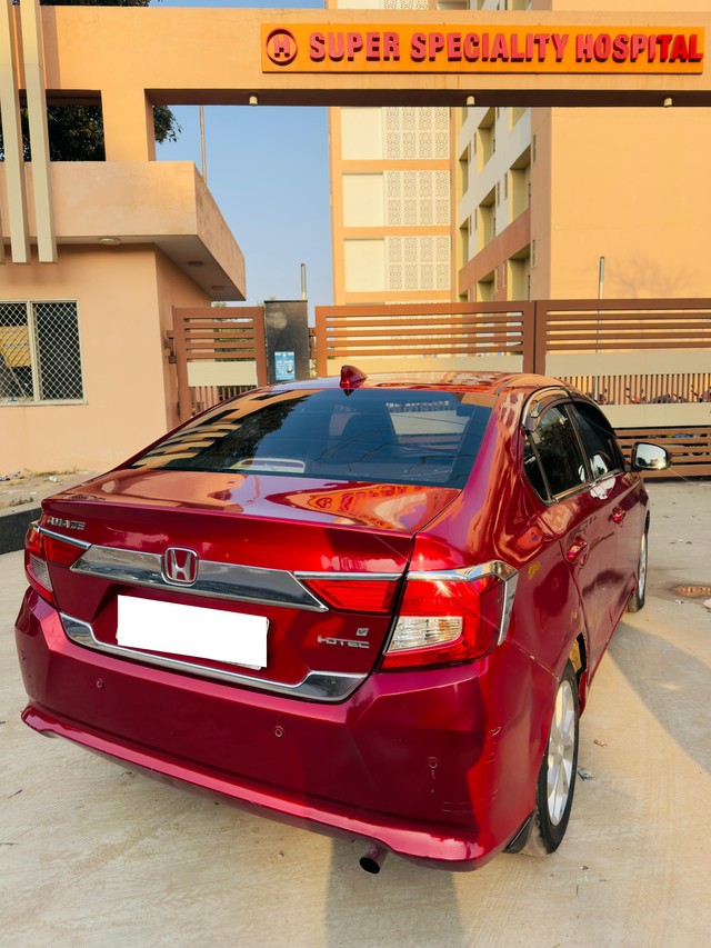 Second-hand 2018 Honda Amaze V Diesel BSIV for sale in Kanpur-4