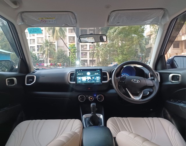 Second-hand 2020 Hyundai Venue S for sale in Mumbai-7
