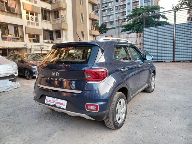 Second-hand 2020 Hyundai Venue S for sale in Mumbai-11